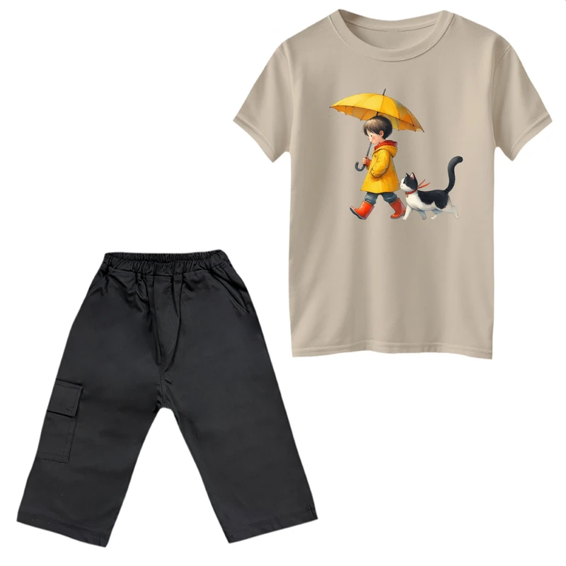 ست تی‌شرت آستین کوتاه و شلوارک دخترانه مدل دخترک و گربه کد 2   رنگ کرم