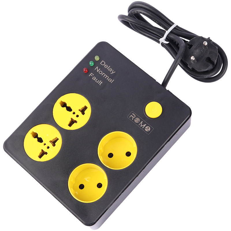محافظ ولتاژ رومو مدل 4 خانه 1.5m