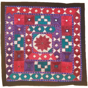 رومیزی سوزن دوزی مدل عسلی کد SOO75