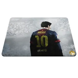 ماوس پد هومرو مدل A6643 طرح بازی فوتبالی