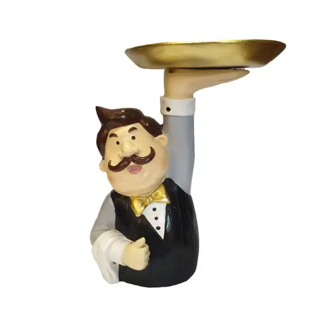 مجسمه مدل سرآشپز سینی به دست