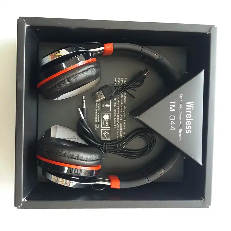 هدفون بی سیم مدل TM-044