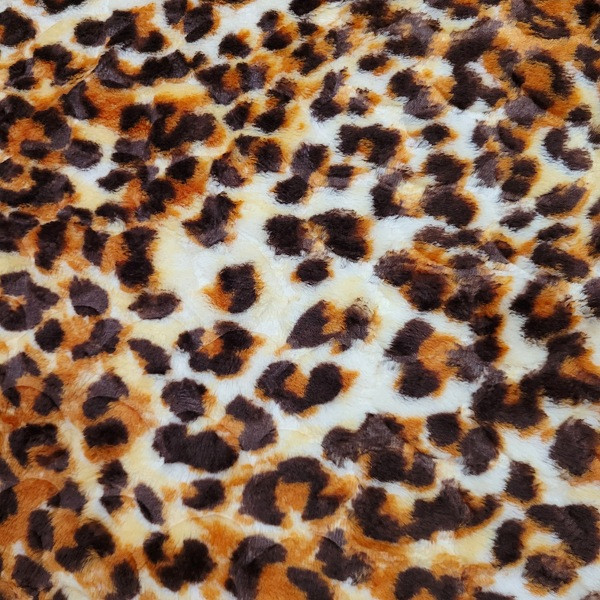 پتو مسافرتی ۱ نفره تیسا مدل پلنگی طرح برجسته قلب سایز 140×220 سانتی متر