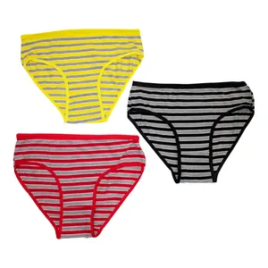 شورت زنانه مدل راه راه بسته 3 عددی