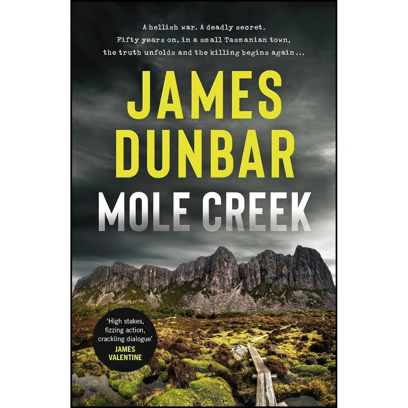 کتاب Mole Creek اثر James Dunbar انتشارات Bonnier Echo