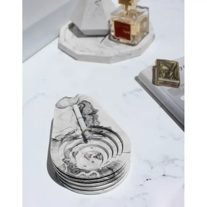 زیرسیگاری مدل رومانو