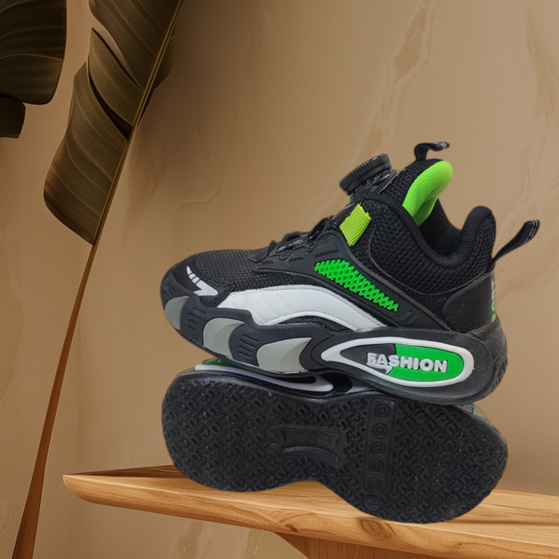 کفش مخصوص پیاده روی مدل پیچی