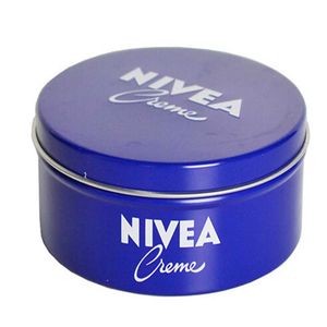کرم مرطوب کننده و نرم کننده نیوآ مدل Beiersdrof حجم 230 میلی لیتر