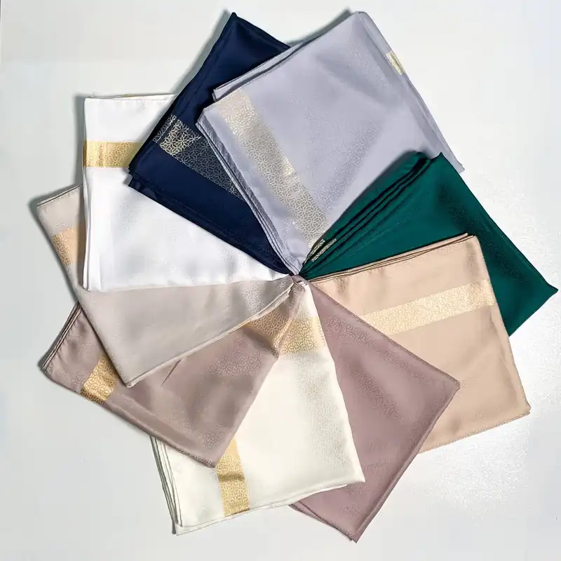 روسری زنانه مدل حاشیه