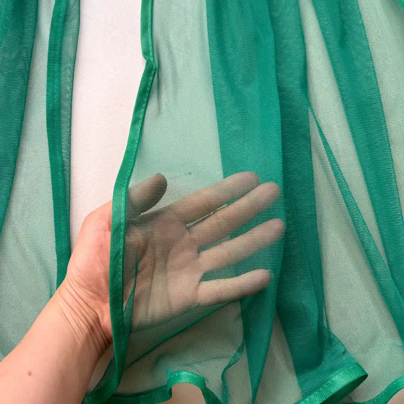 شال زنانه مدل توری ساده نوار دوزی شده تابستانی کد 2