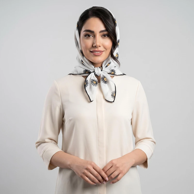 دستمال سر و گردن زنانه مدل بابونه