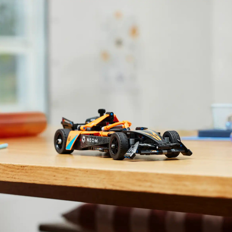 لگو سری تکنیک مدل NEOM McLaren Formula E کد 42169