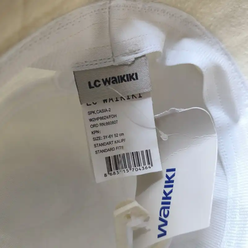 کلاه دخترانه ال سی وایکیکی مدل پوم دار