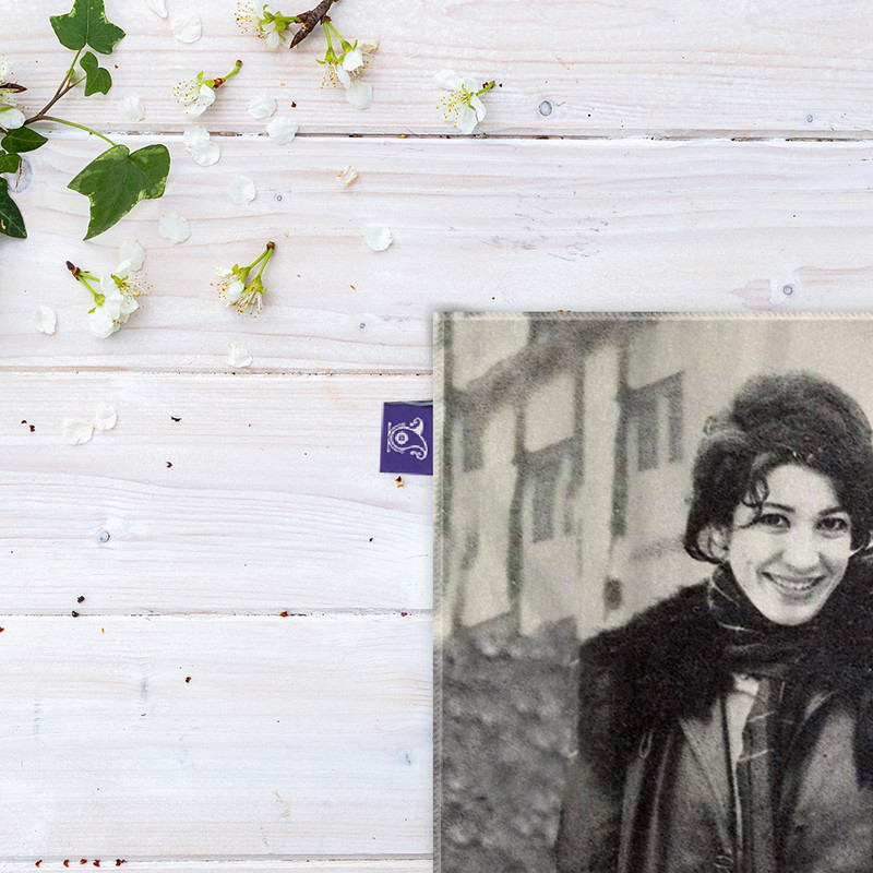 کاغذ کادو ترمه طراحان ایده مدل فروغ فرخزاد کد strm1119