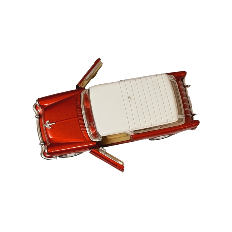 ماشین بازی کینزمارت مدل 1955 Chevy Nomad کد 10