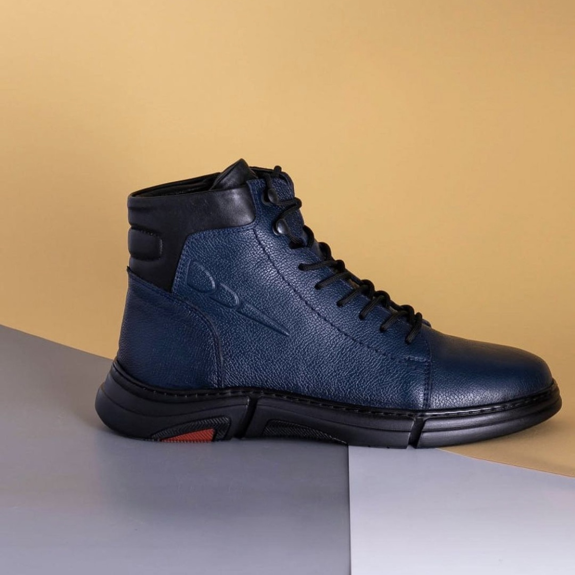 نیم بوت مردانه مدل شمس کد S6 رنگ سرمه ای