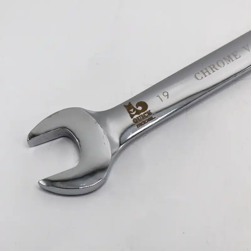 آچار یکسر تخت و یکسر رینگی جغجغه ای مدل کوییک کد YP-HC-019 سایز 19 میلیمتر