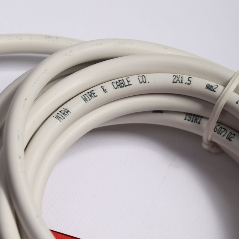 چهار راهی برق میرا مدل قفل دار کد 10M چهار راهی برق میرا مدل قفل دار کد 10M