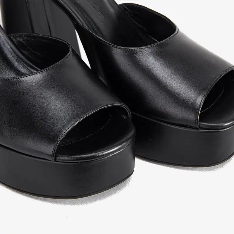 صندل زنانه چرم مشهد مدل j2671