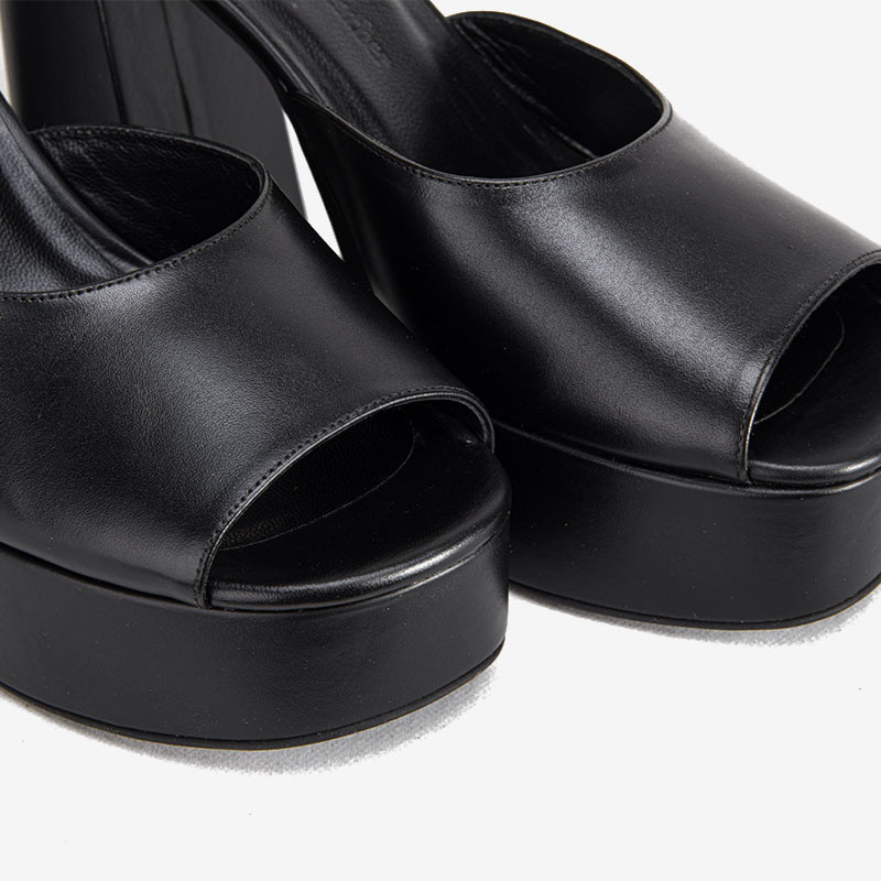 صندل زنانه چرم مشهد مدل j2671