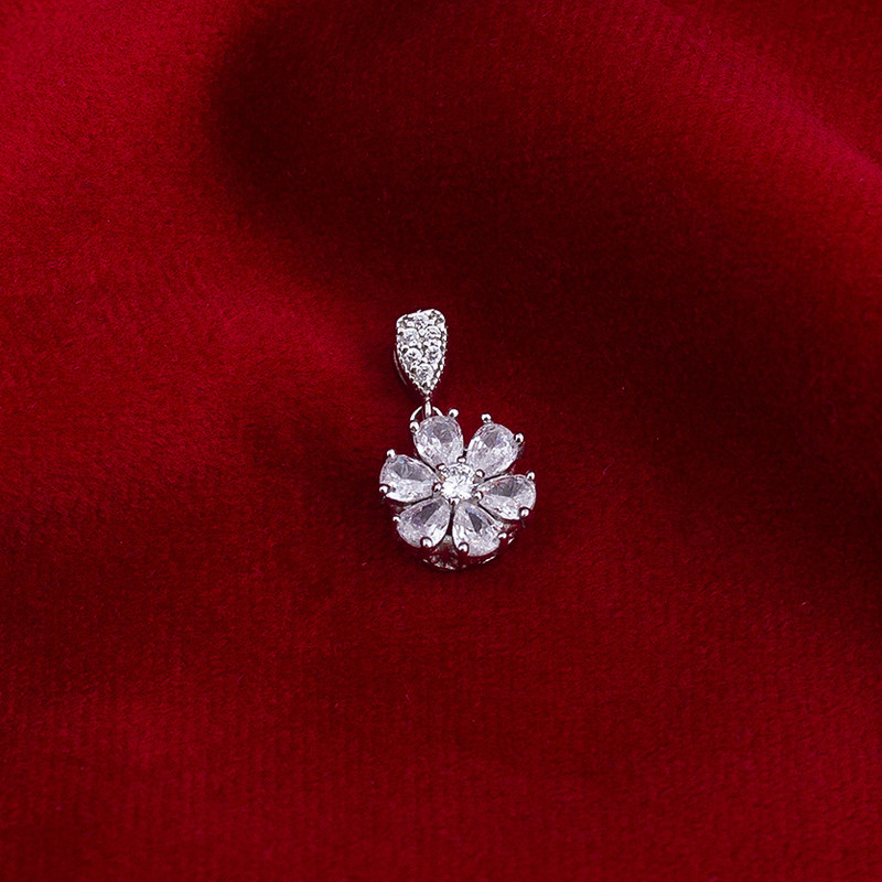 گردنبند نقره زنانه مدل فلاور M139