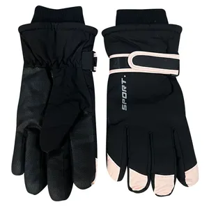 دستکش بچگانه مدل برف بازی کد 76