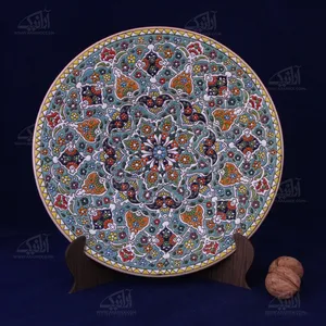 بشقاب گرد مینای سفال رنگارنگ طرح ‏گل مدل 1000200040