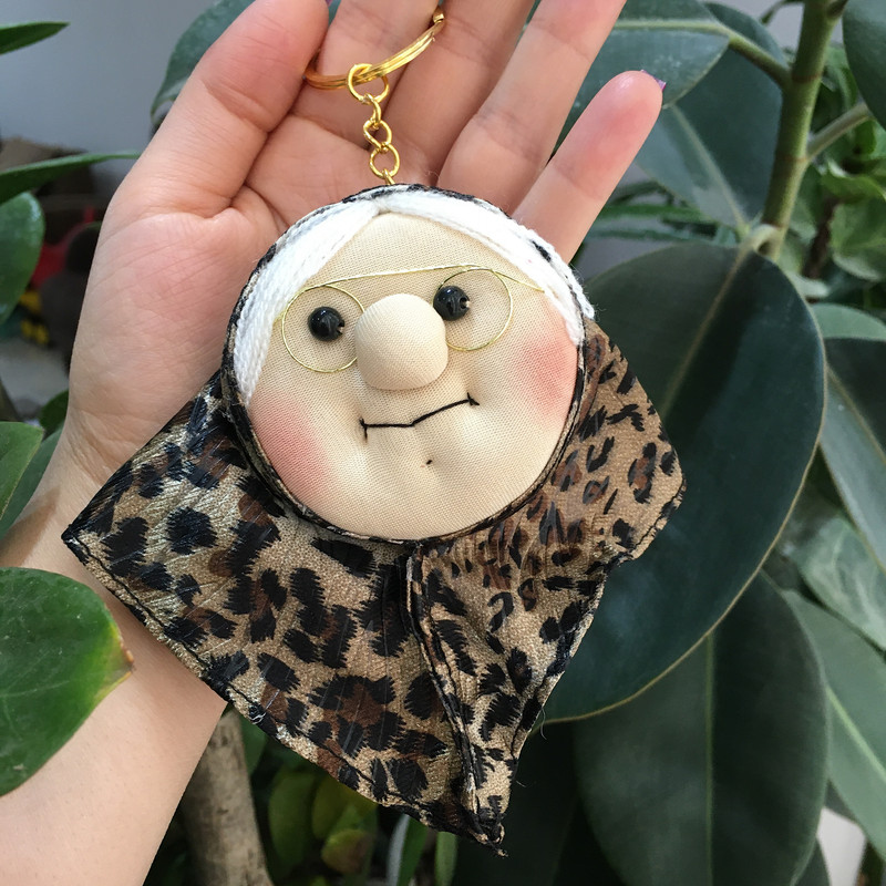 آویز عروسکی مدل ننه سرما