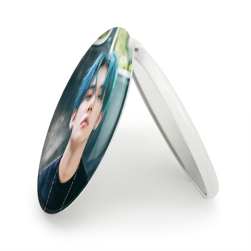 آینه جیبی خندالو طرح یونجون گروه تی اکس تی TXT مدل تاشو کد 19974