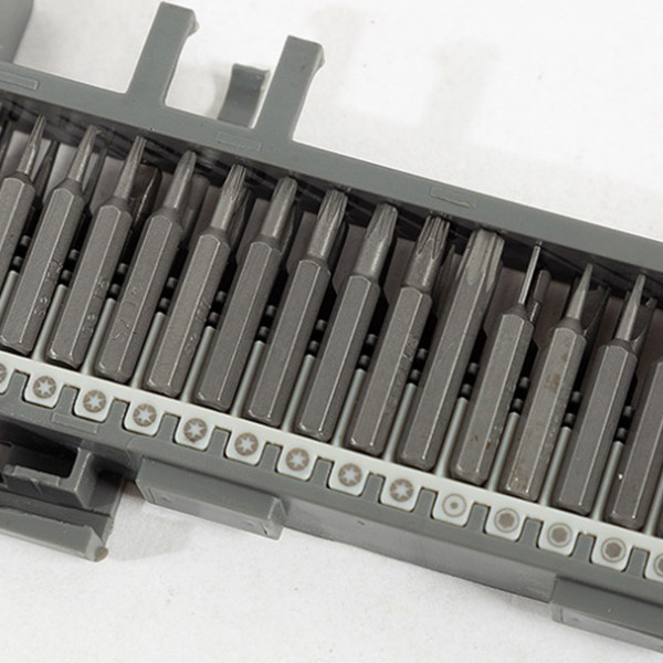 پیچ گوشتی شارژی بلولوری مدل 42 مجموعه 42 عددی پیچ گوشتی شارژی بلولوری مدل 42 مجموعه 42 عددی