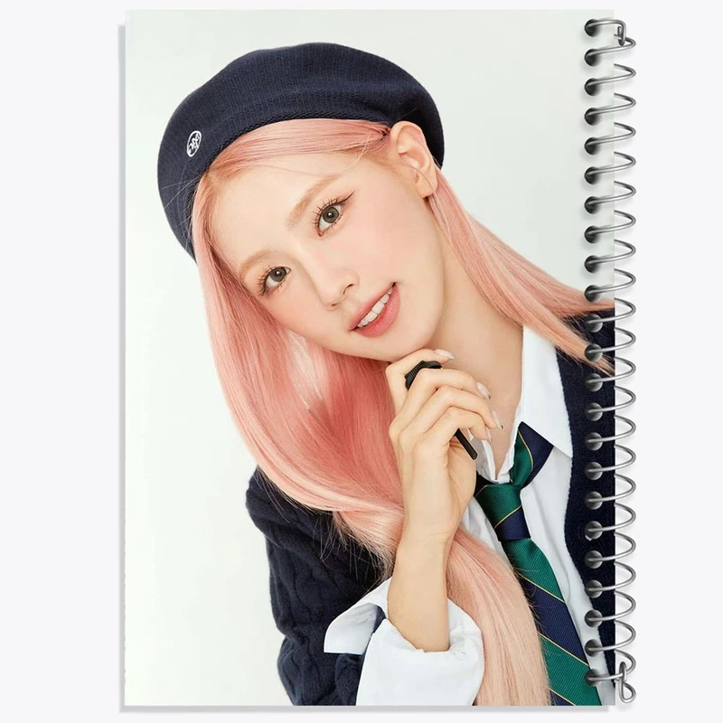 دفتر مشق 100 برگ خندالو طرح میون گروه جی آیدل GIdle کد 19524