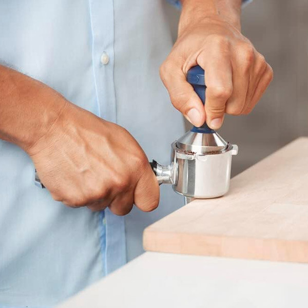 تمپر قهوه دلونگی مدل DLSC058 تمپر قهوه دلونگی مدل DLSC058