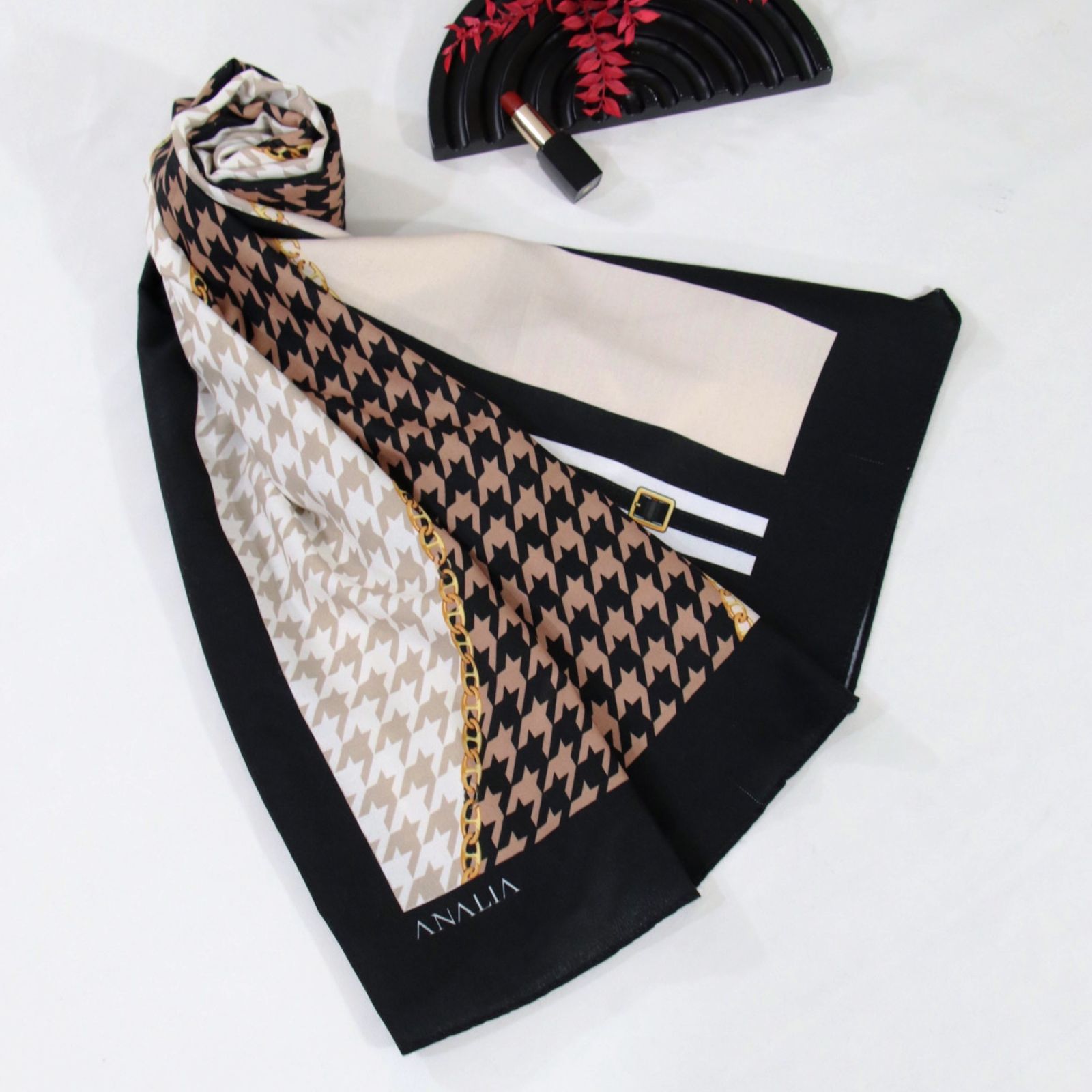 شال زنانه مدل موهر طرح پیچازی کد 2762 - - 12