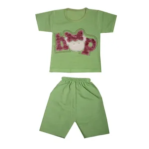 ست تی شرت و شلوارک دخترانه مدل RZ-TT028-KHSI-SAB رنگ سبز