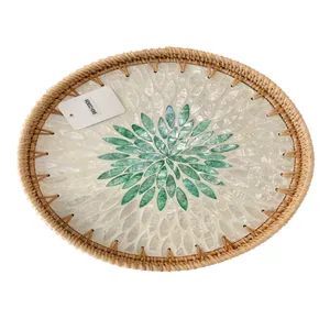 سینی بدون دسته مدل راتان طرح حوض کد ۰۷ سایز ۲۹*۲۹ سانتی متر