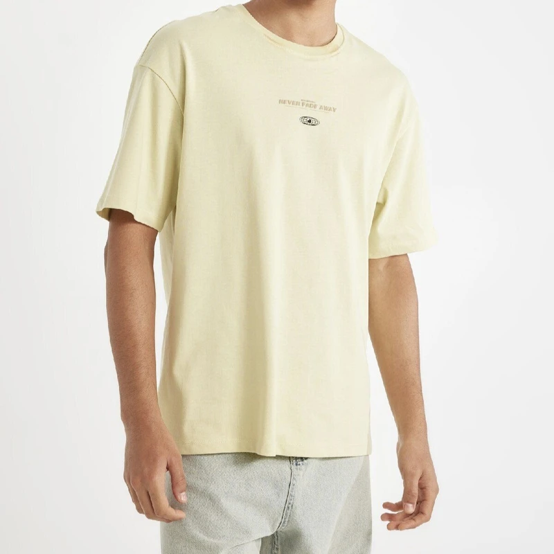 تی‌شرت آستین کوتاه مردانه دفکتو مدل NEVER FADE AWAY