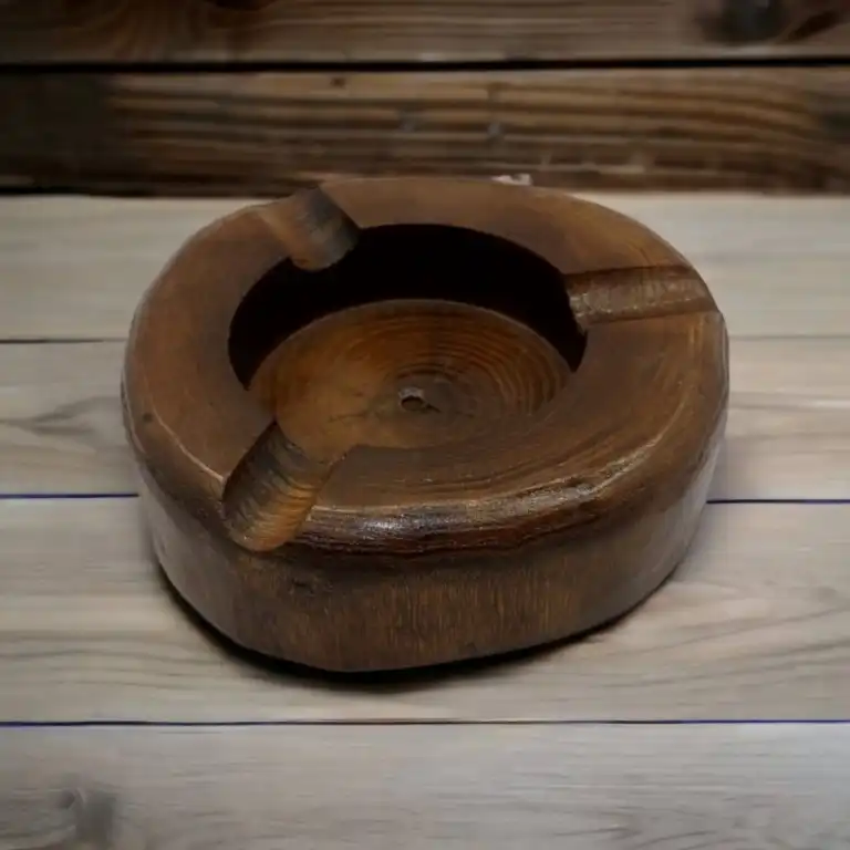 زیرسیگاری مدل تنه درخت