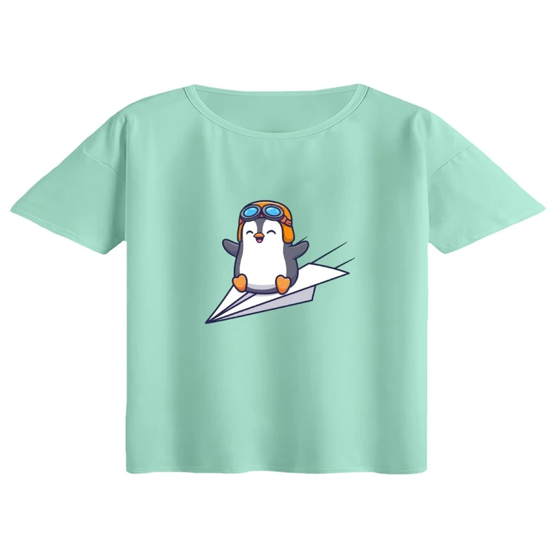 کراپ تی‌شرت آستین کوتاه زنانه مدل پنگوِئن موشک سوار