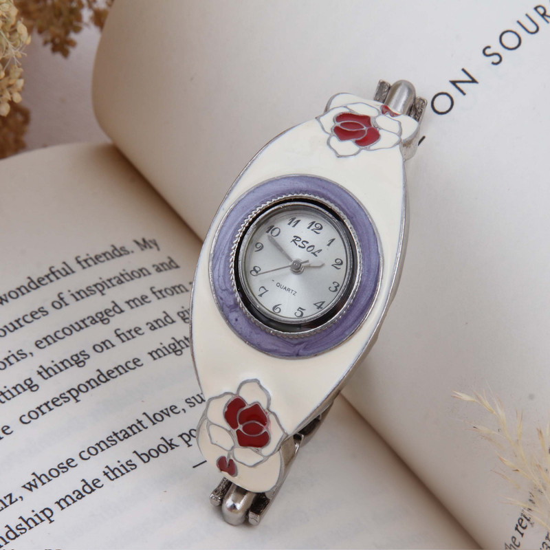 ساعت مچی عقربه ای دخترانه مدل استیل ضد حساسیت فانتزی کد WHW_406 ساعت مچی عقربه ای دخترانه مدل استیل ضد حساسیت فانتزی کد WHW_406