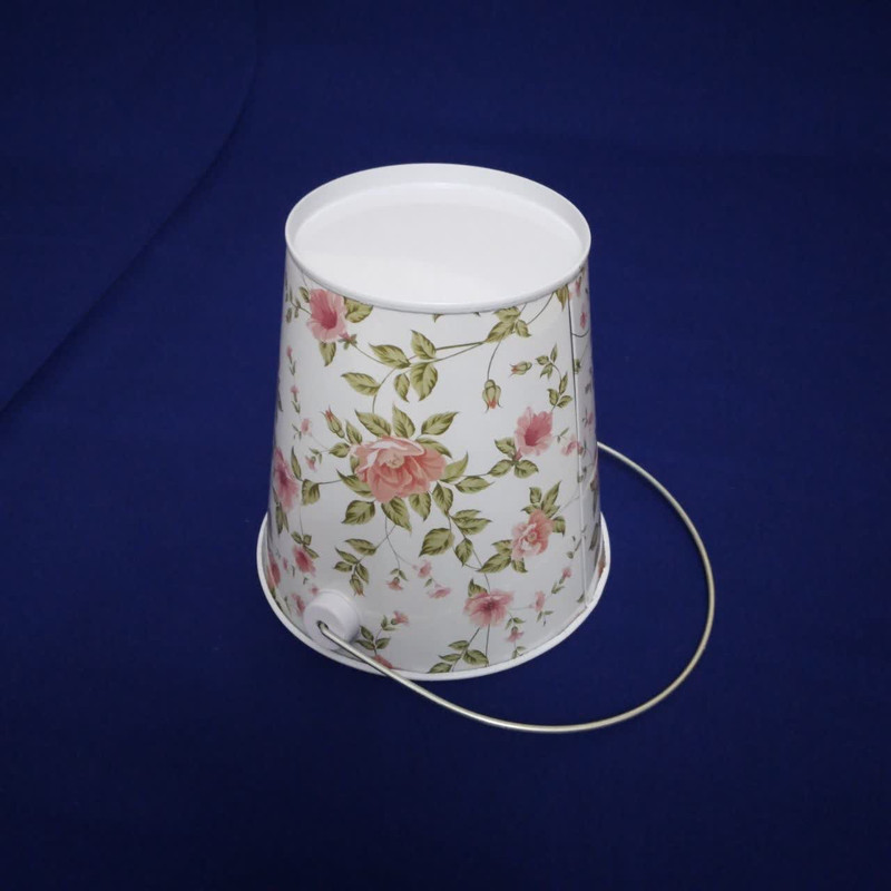 جعبه هدیه مدل سطلی طرح گل کد 05 