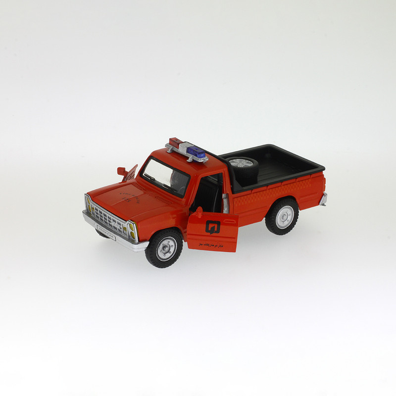 ماشین بازی طاها مدل نیسان وانت آتشنشانی