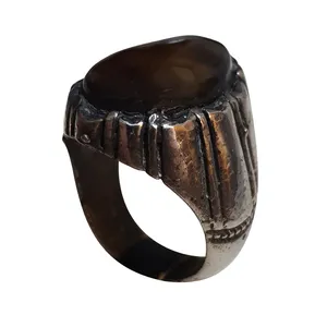 انگشتر نقره مردانه مدل عقیق یمنی یواجه الخیر AY213195