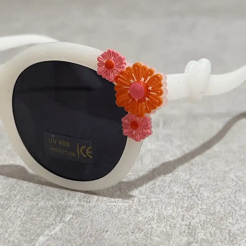 عینک آفتابی بچگانه مدل هاوین کد WH  I T