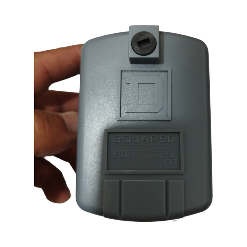 کلید کنترل اتوماتیک پمپ اسکواردی مدل BSK2 -9013FSG-2-F کلید کنترل اتوماتیک پمپ اسکواردی مدل BSK2 -9013FSG-2-F