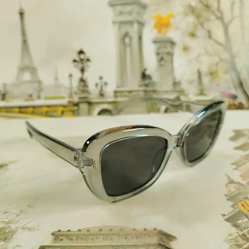 عینک آفتابی بچگانه مدل CH8 کد T