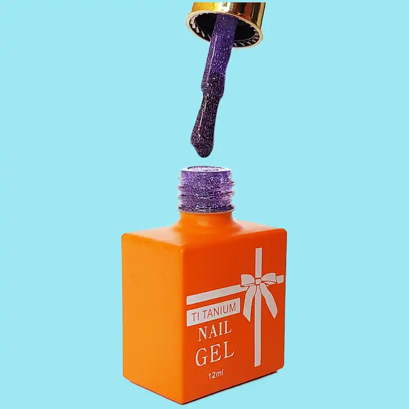 لاک ژل ناخن تیتانیوم مدل DISCO 006