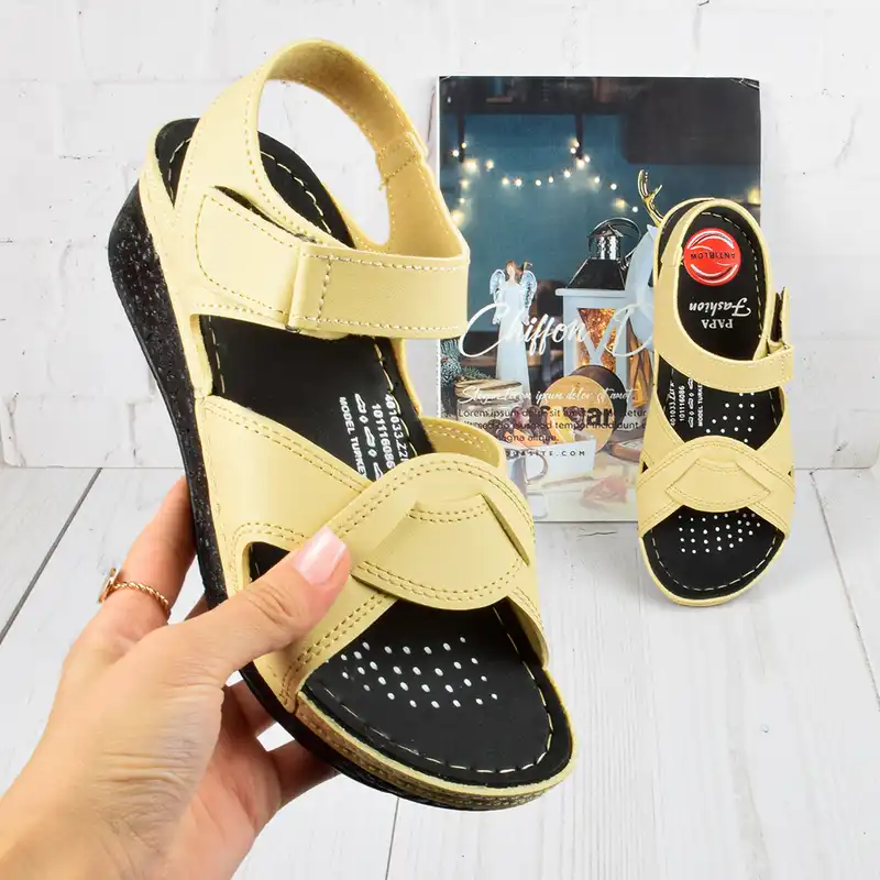 صندل زنانه مدل طبی آنتی بلو برچسبی CR.4025