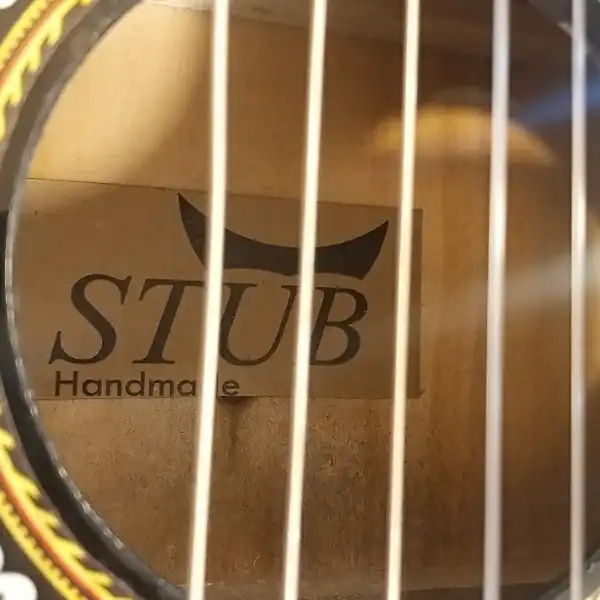 گیتار استاب مدل Gt کد 047