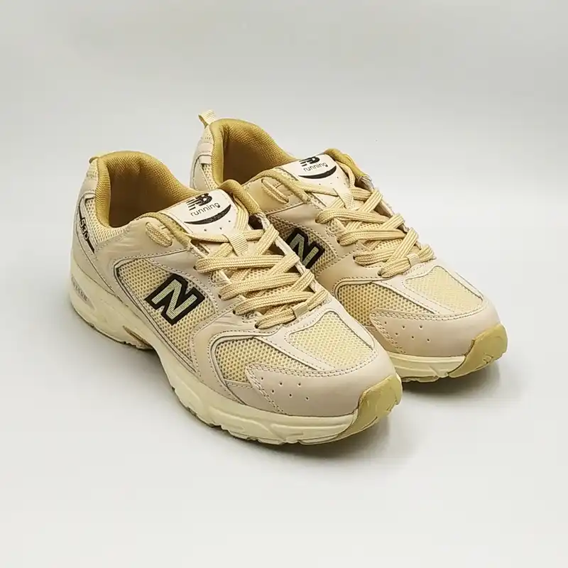 کفش پیاده روی مدل 2347209 رنگ کرم