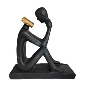 مجسمه مدل دانشمند